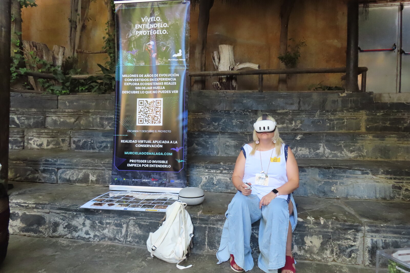 Participante utilizando MUMA VR en una actividad de BIOPARC Fuengirola.